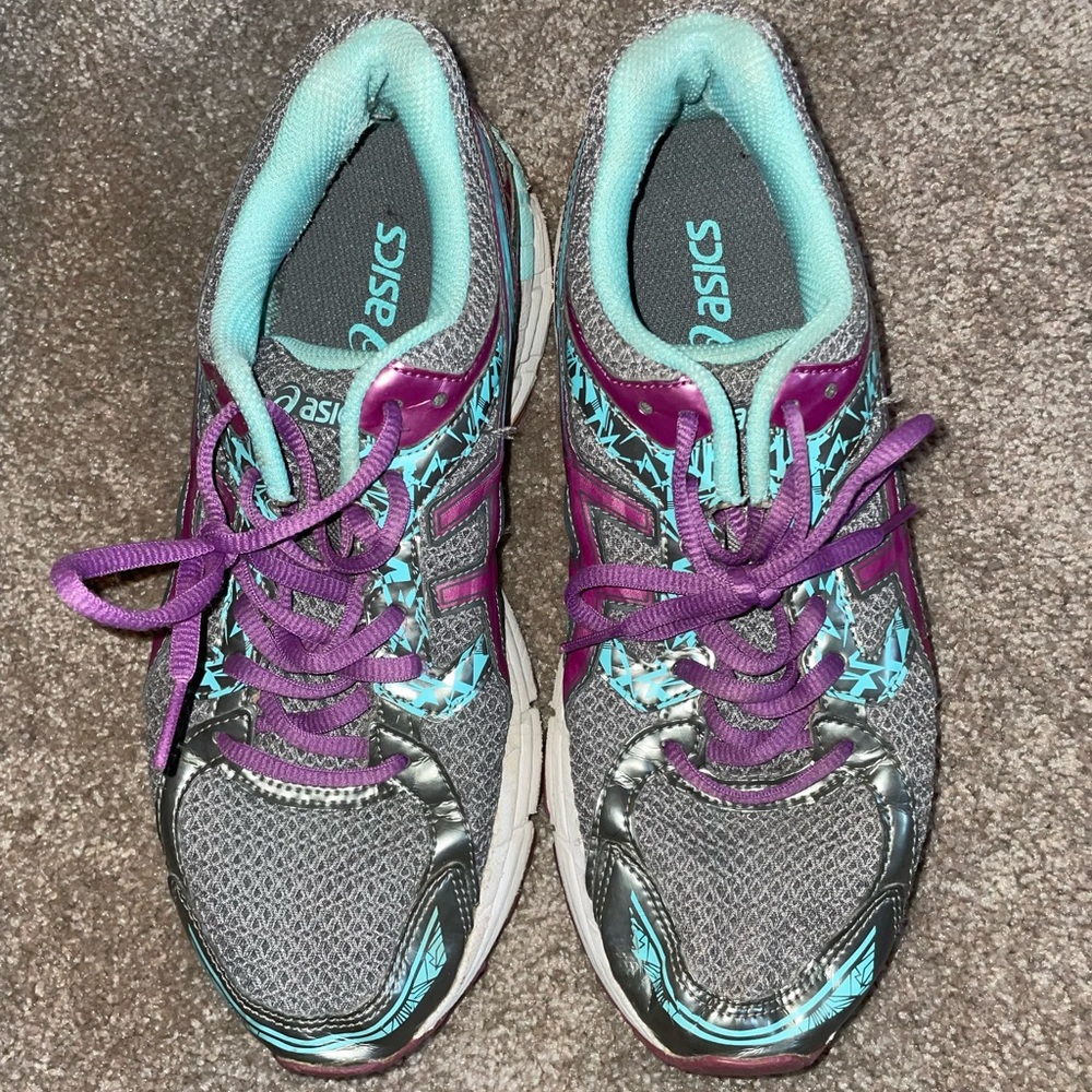 ASICS Women's Gray and Purple Running Shoes